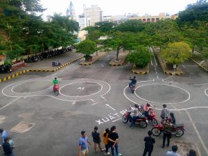 Đăng ký thi bằng lái xe máy cho người nước ngoài